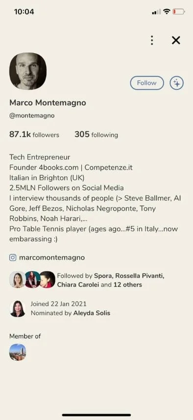 profilo clubhouse bio e foto